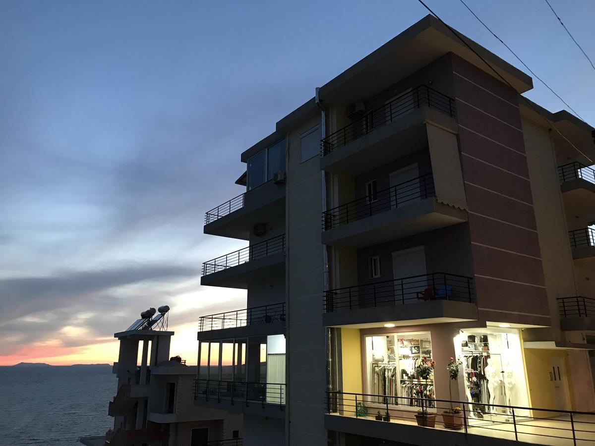 Rosemary Sea View Apts Саранда Экстерьер фото